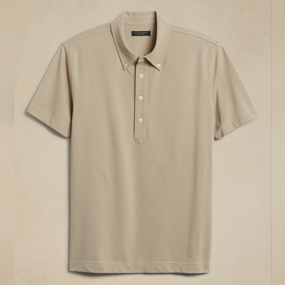 Banana Republic - Luxury Touch Piqued Polo - Picture 2 of 6